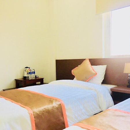 Hung Long Hostel Хюэ Экстерьер фото