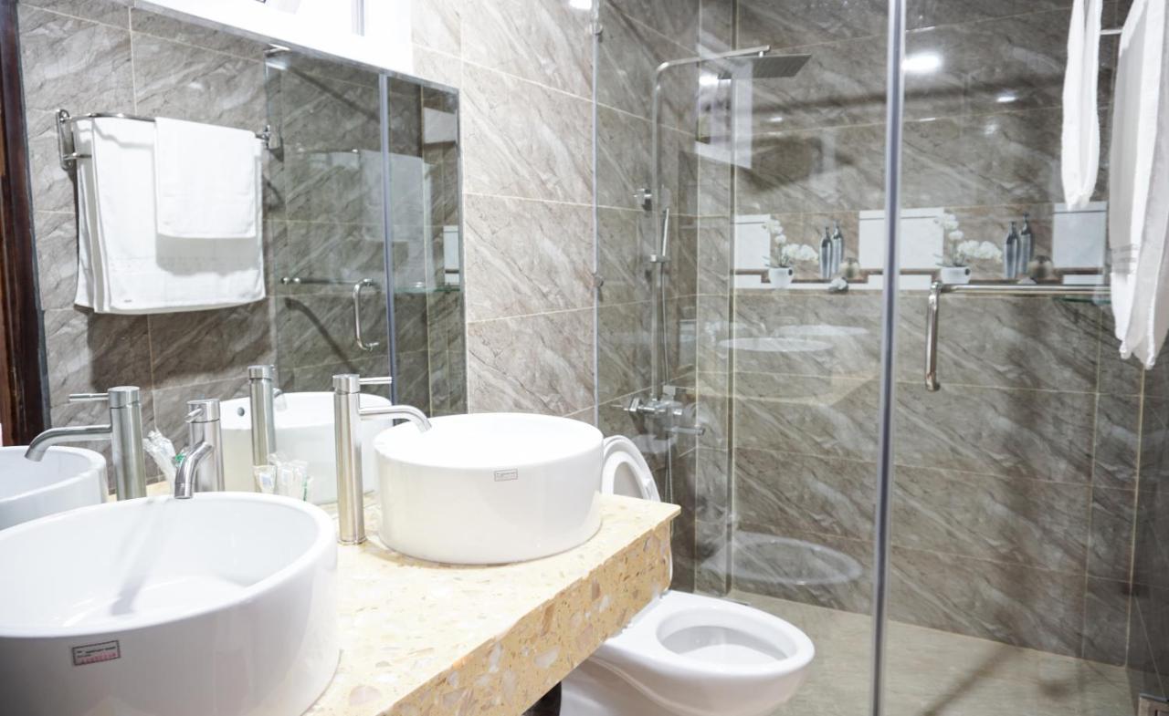 Hung Long Hostel Хюэ Экстерьер фото