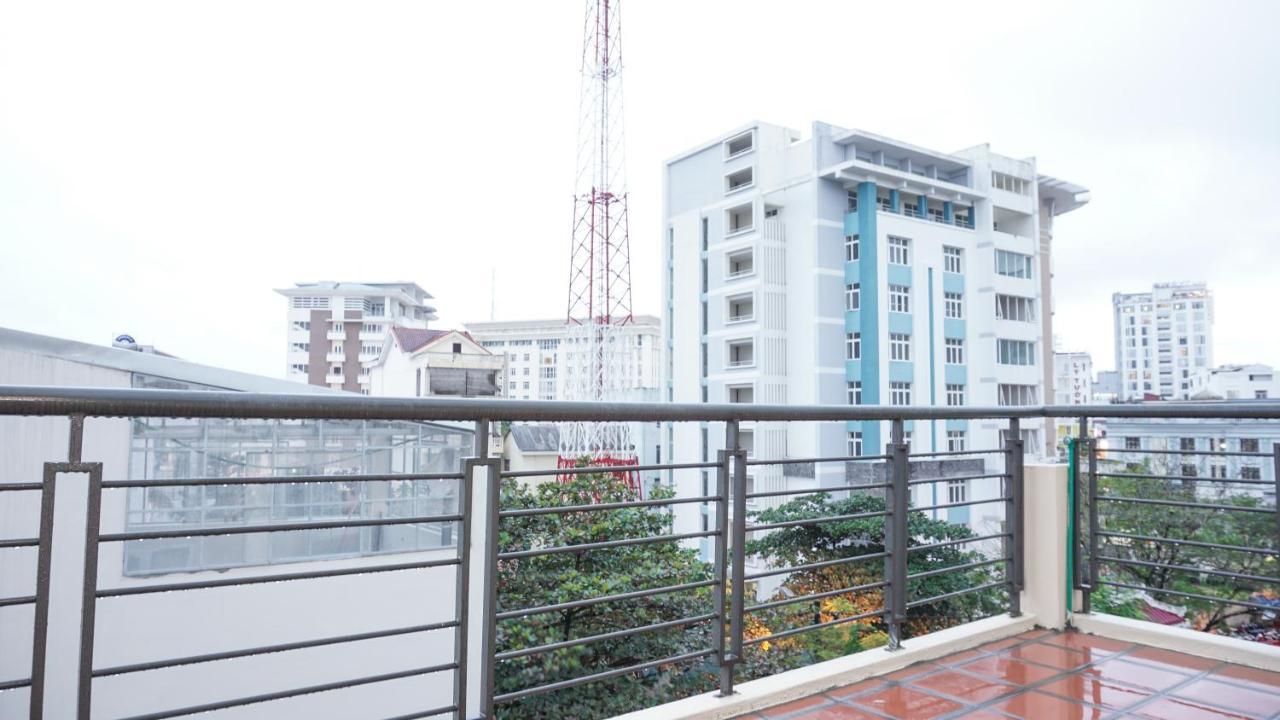 Hung Long Hostel Хюэ Экстерьер фото