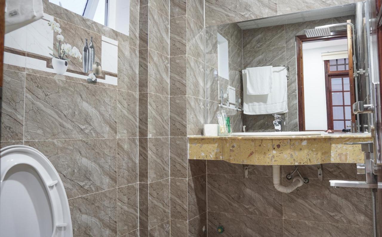 Hung Long Hostel Хюэ Экстерьер фото